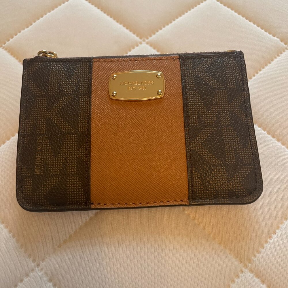 Michael Kors Wallet (Authentic)